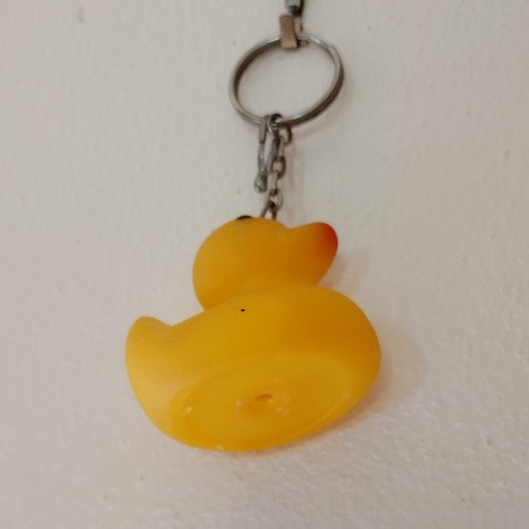 Rubber Ducky Keychain - Picture 3 of 4